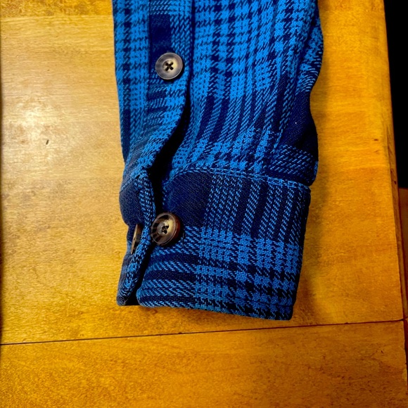 Duluth Trading Company Men’s Black and Blue Flannel Size Medium - Picture 4 of 7